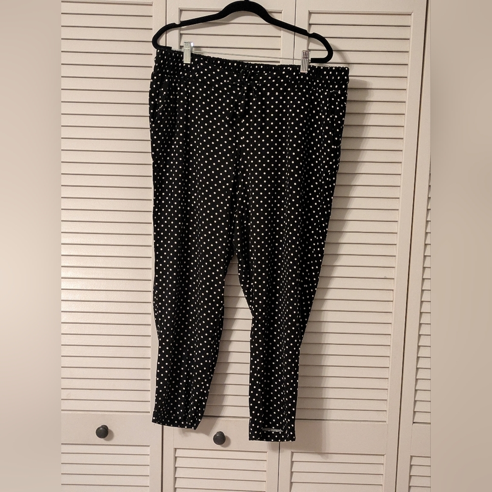 Torrid Black and White Polka Dot Skirt